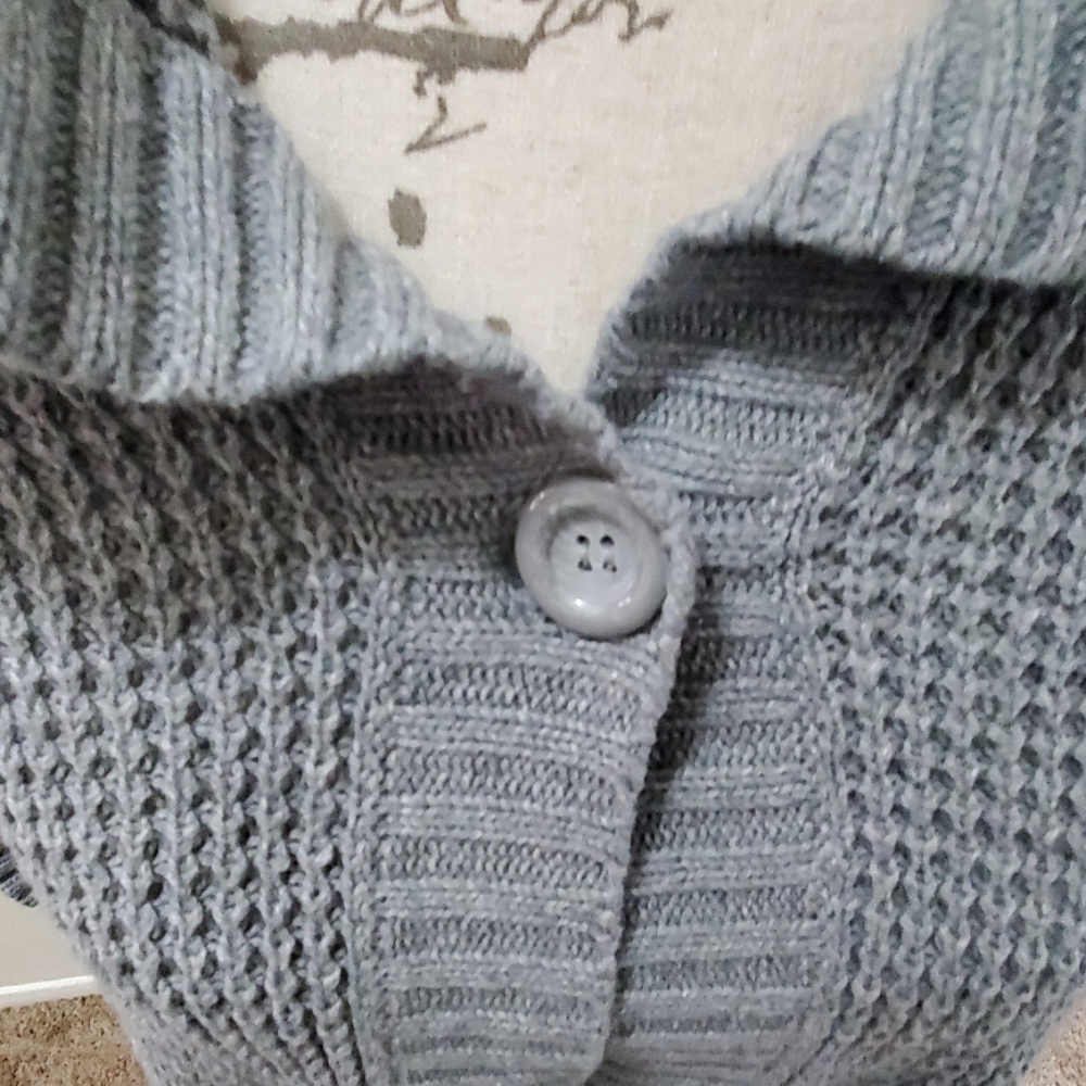 OPEN VEST WITH BUTTON - Picture 4 of 4